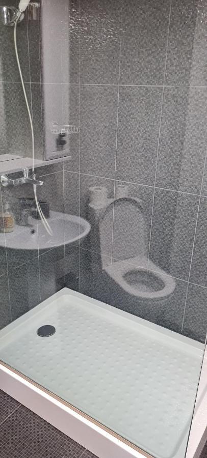 Suliko - Your Cosy Apartment In The Center Tbilisi Buitenkant foto